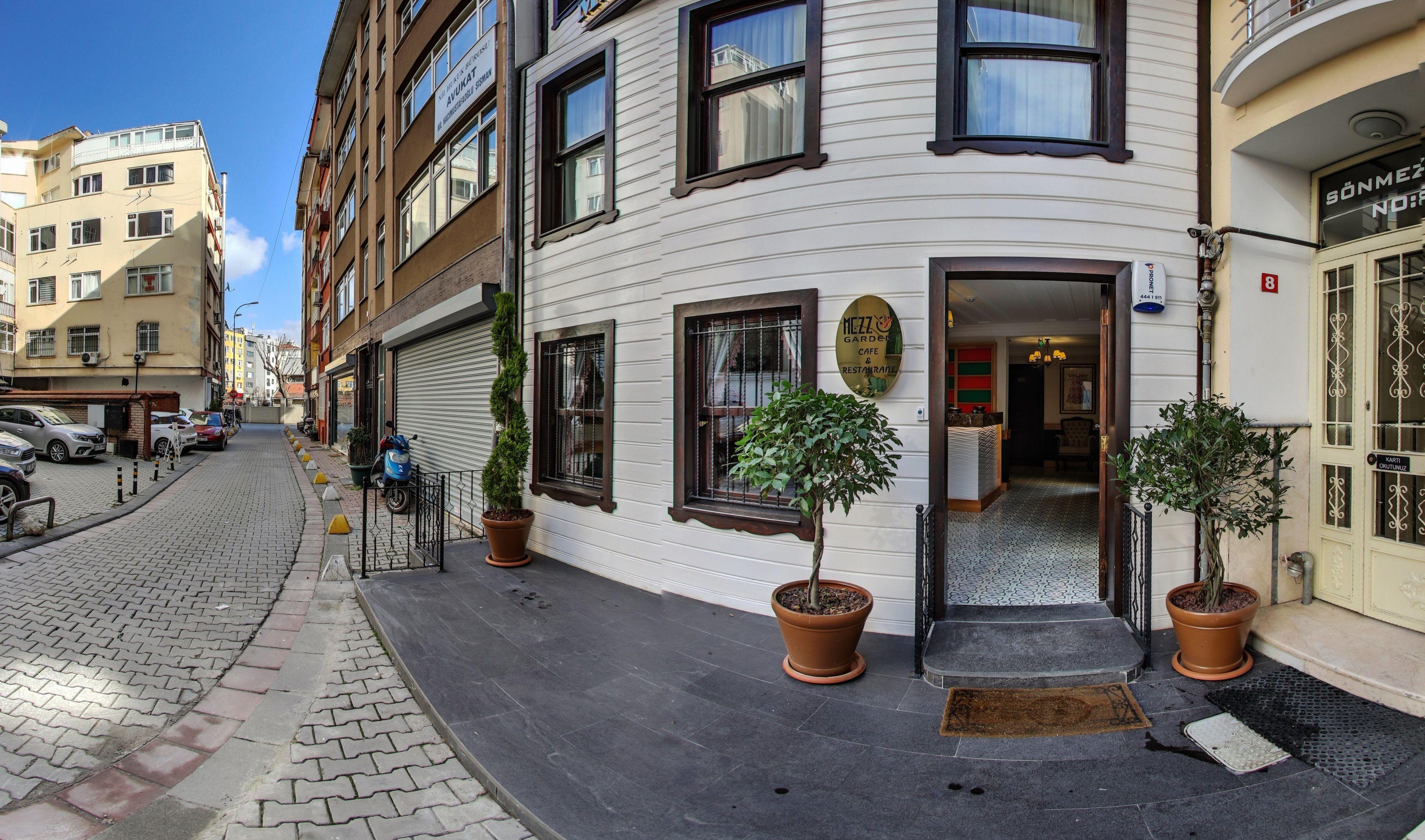 Mezzo Hotel — Photos 1
